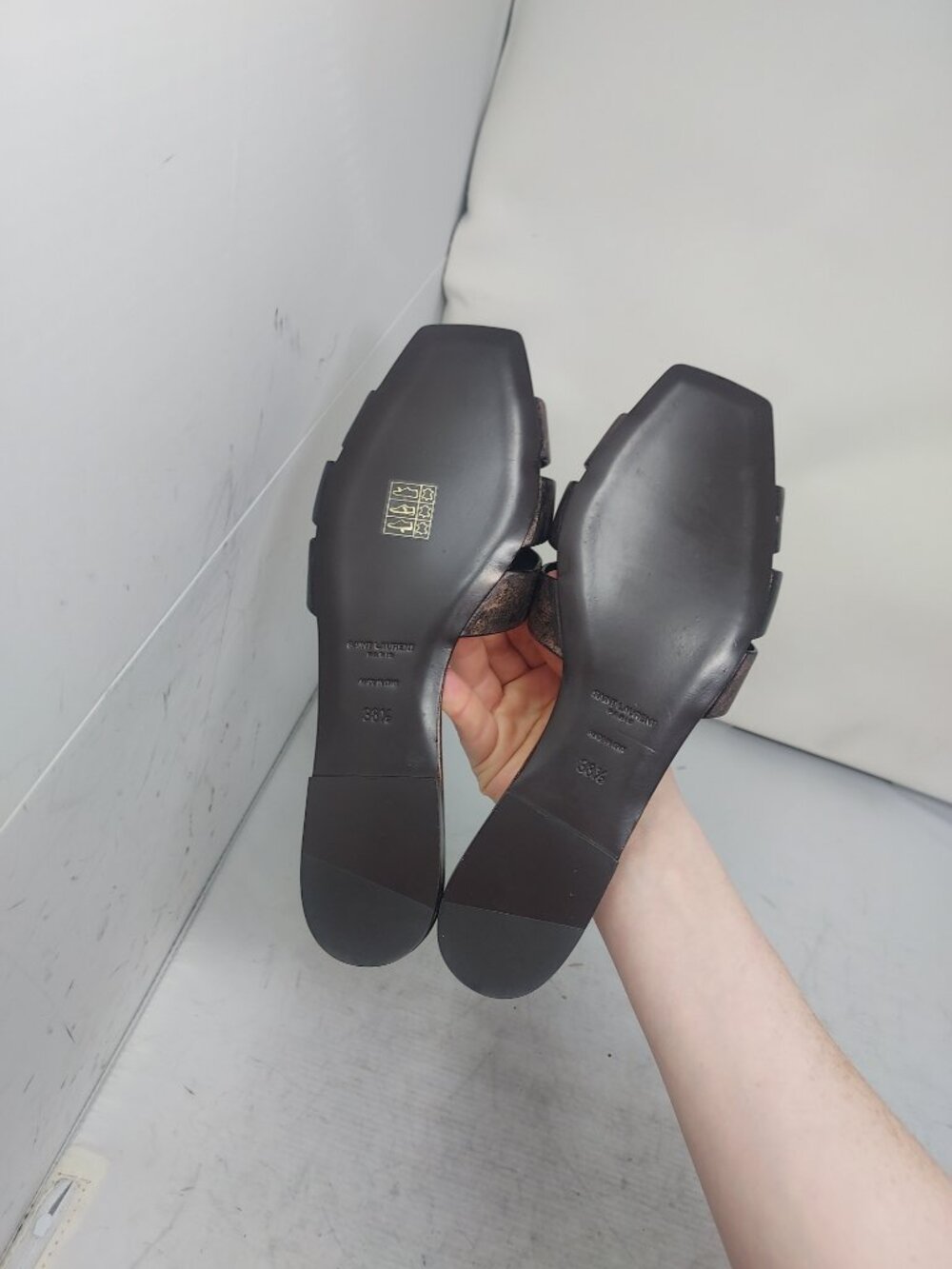YSL Saint Laurent Nu Pieds Brushed Brown Tribute Slide Sandal - Picture 2 of 10